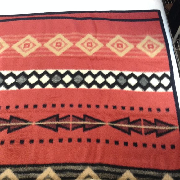 Vintage Biederlack of America Southwest Aztec Style Reversible Acrylic Blanket - Picture 4 of 15